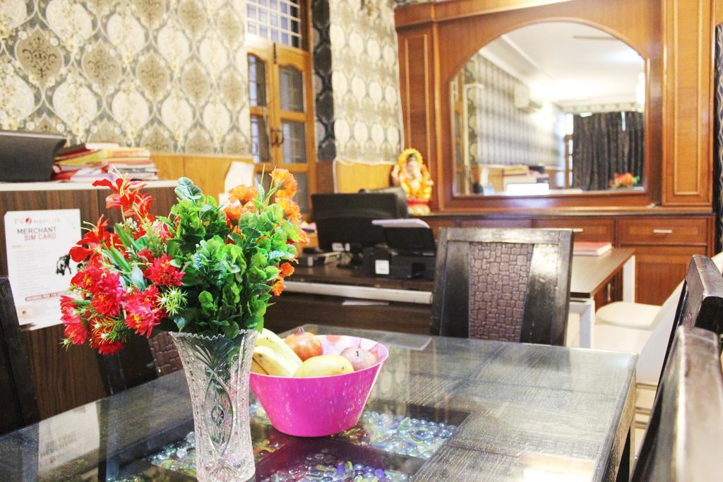 Hotel Delhi Marine Club C6 Vasant Kunj New Delhi Buitenkant foto