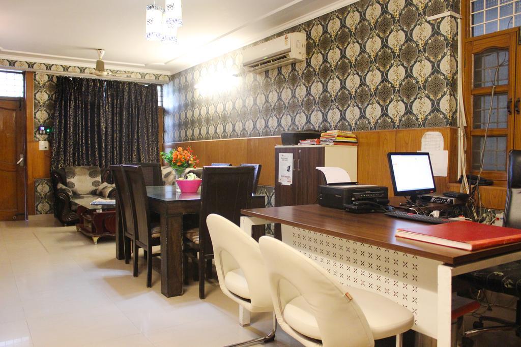 Hotel Delhi Marine Club C6 Vasant Kunj New Delhi Buitenkant foto